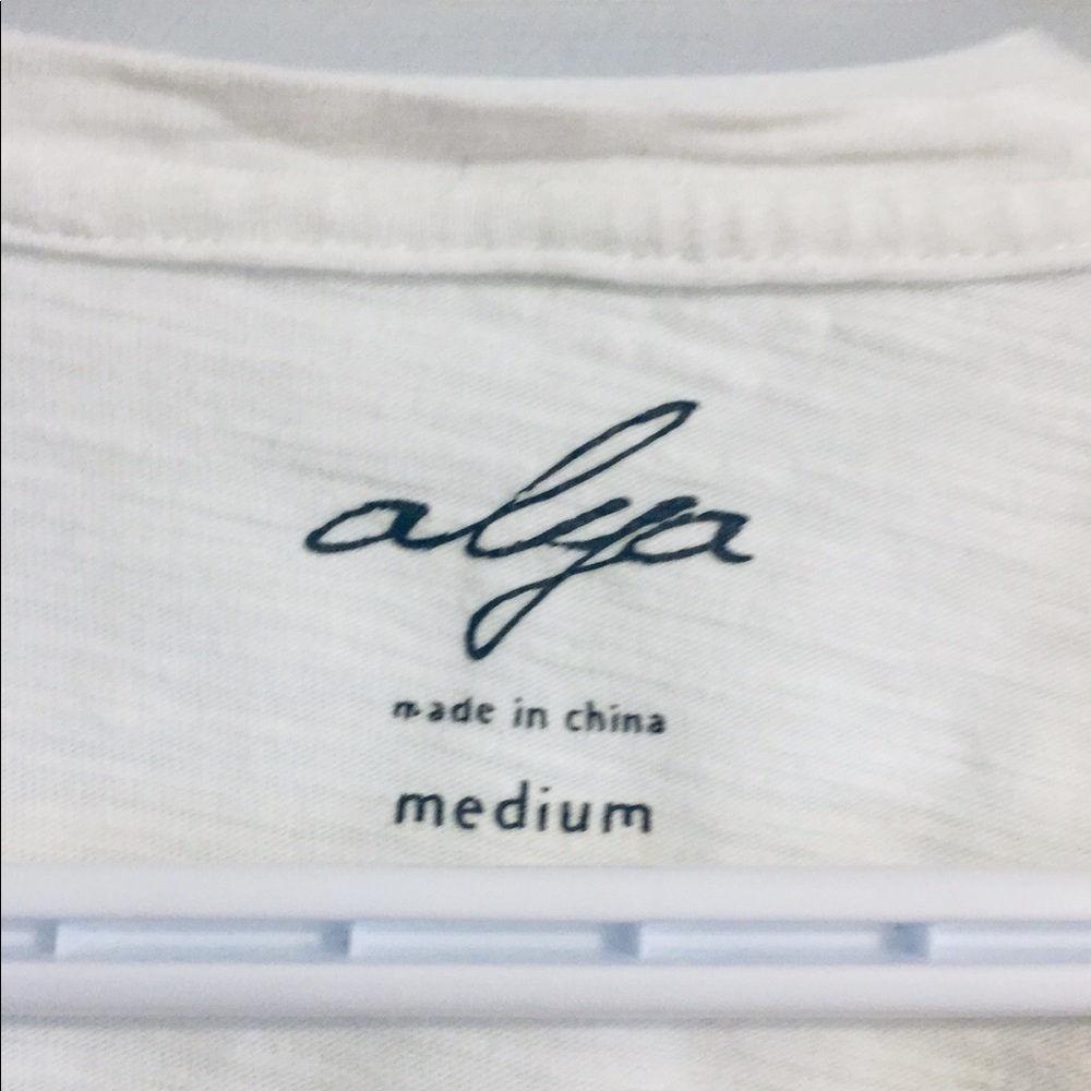 Boho Embroidered T-Shirt - Picture 4 of 4